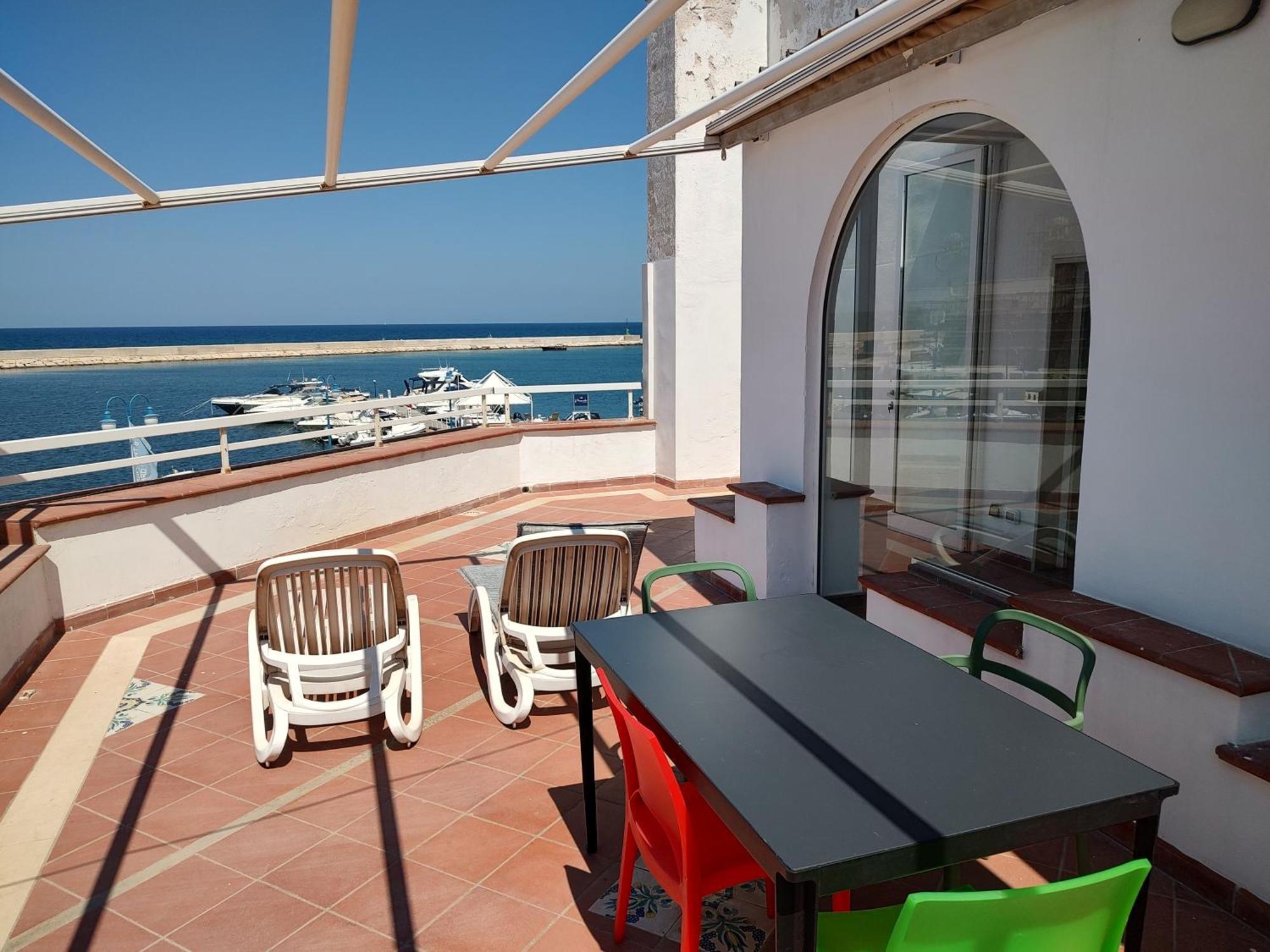 Villa Fronte Del Mare - Seafront Terrace Villanova di Ostuni Esterno foto